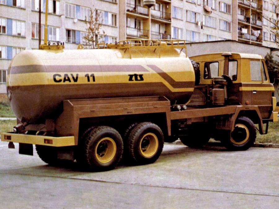  Tatra T815 P13 CAV-11 6x6 1982 года  (фото 3 из 4)